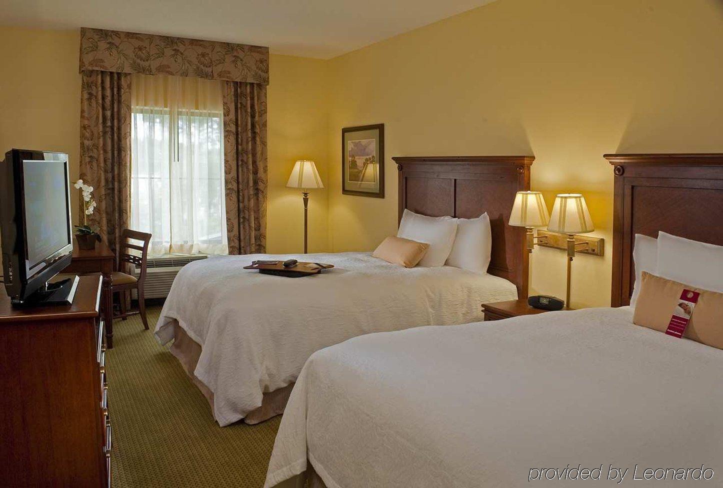 Hampton Inn & Suites North Charleston-University Boulevard Room photo